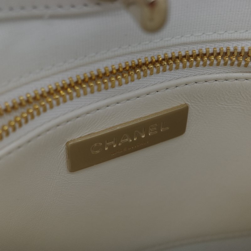 Chanel 香奈兒 31Bag Mini 22cm 白雪公主 奶白色 油蠟皮 晶片款 淺金扣 手提包 斜挎包 兩用包-20