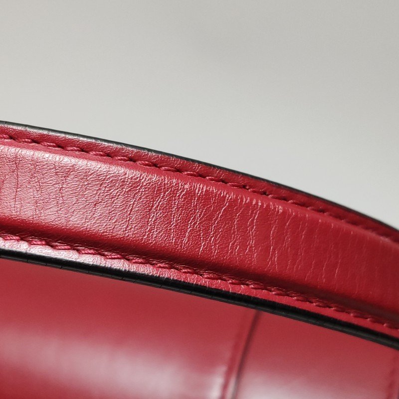 Bvlgari Serpenti Forever蛇頭包牛皮純色蛇頭斜背包單肩包-21