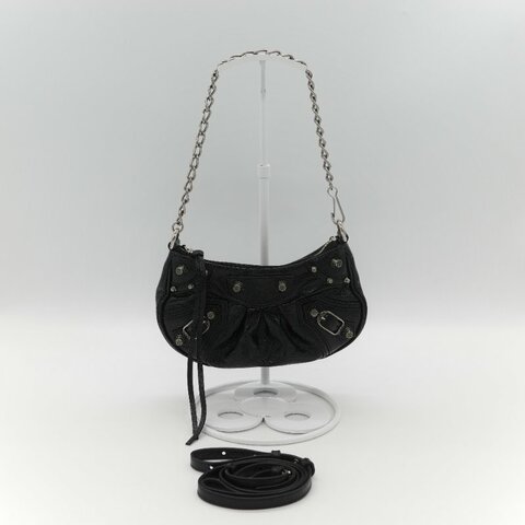 Balenciaga 巴黎世家 Le Cagole Mini 經典鉚釘 牛皮 肩背/斜背 兩用 彎月包