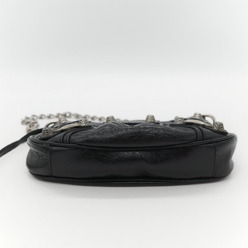 Balenciaga 巴黎世家 Le Cagole Mini 經典鉚釘 牛皮 肩背/斜背 兩用 彎月包-6