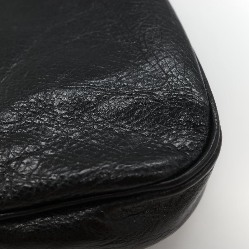 Balenciaga 巴黎世家 Le Cagole Mini 經典鉚釘 牛皮 肩背/斜背 兩用 彎月包-12