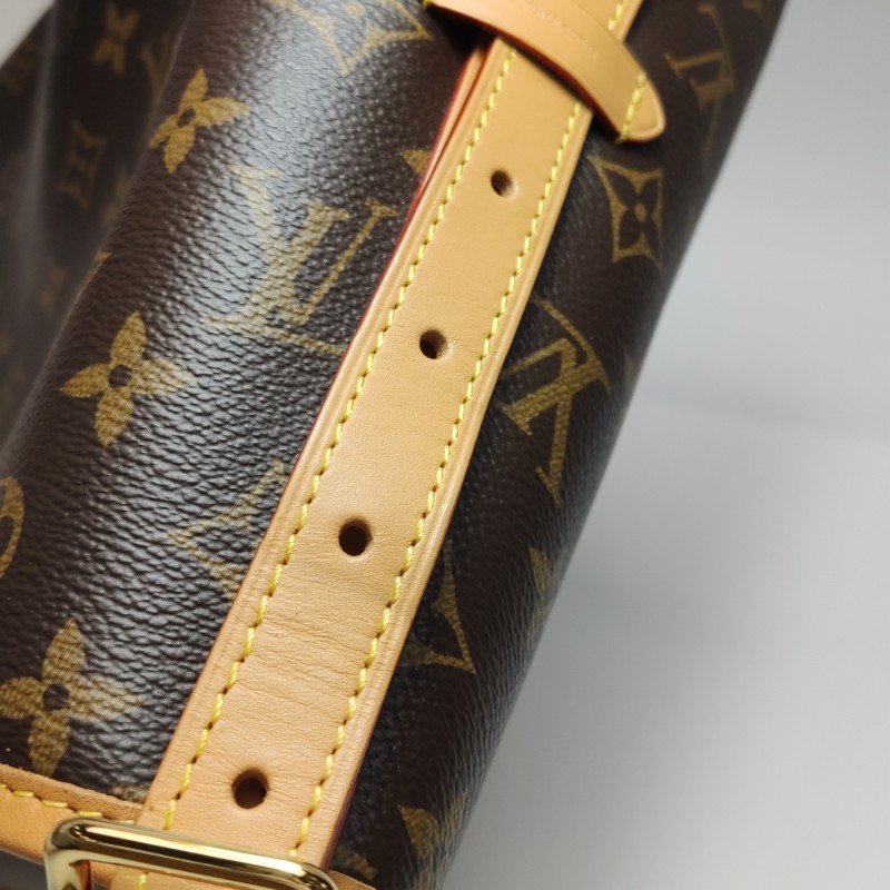 Louis Vuitton (LV) Carry All小號植鞣革Monogram印花子母包肩背包晶片款-21