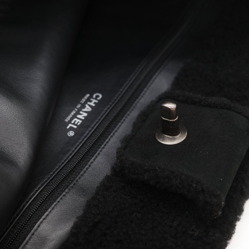 Chanel 香奈兒 銀扣 CC 菱格紋 羊羔毛 拼接 麂皮 托特包-31