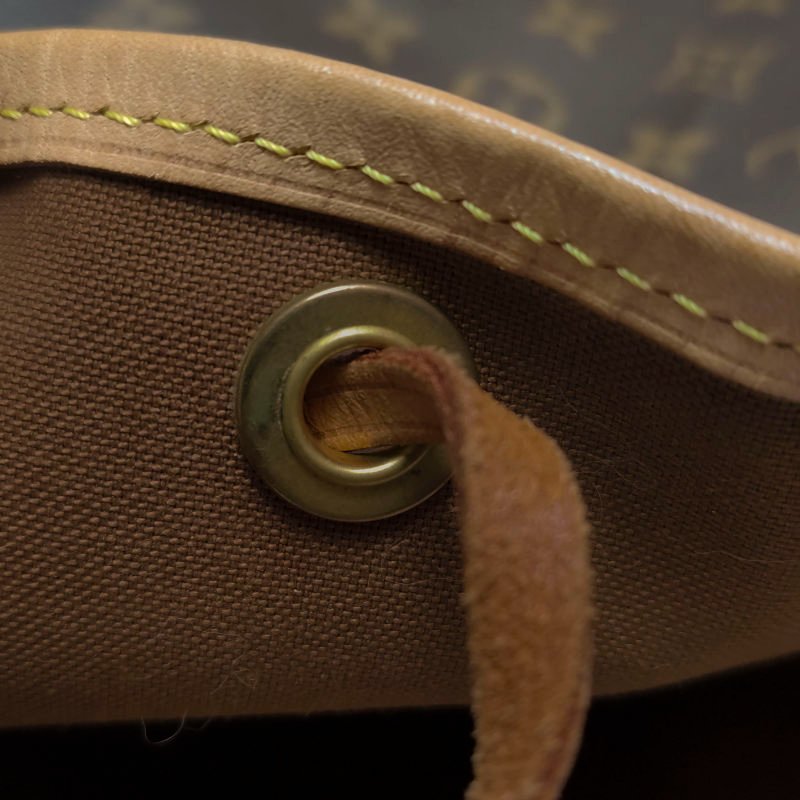 Louis Vuitton (LV) NOE中號植鞣革Monogram印花抽繩單肩包晶片款-8