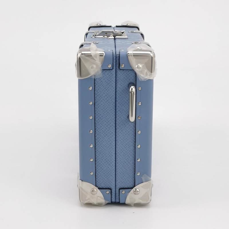 Louis Vuitton (LV) Wallet Trunk Taigarama牛皮Monogram印花斜背包晶片款-1