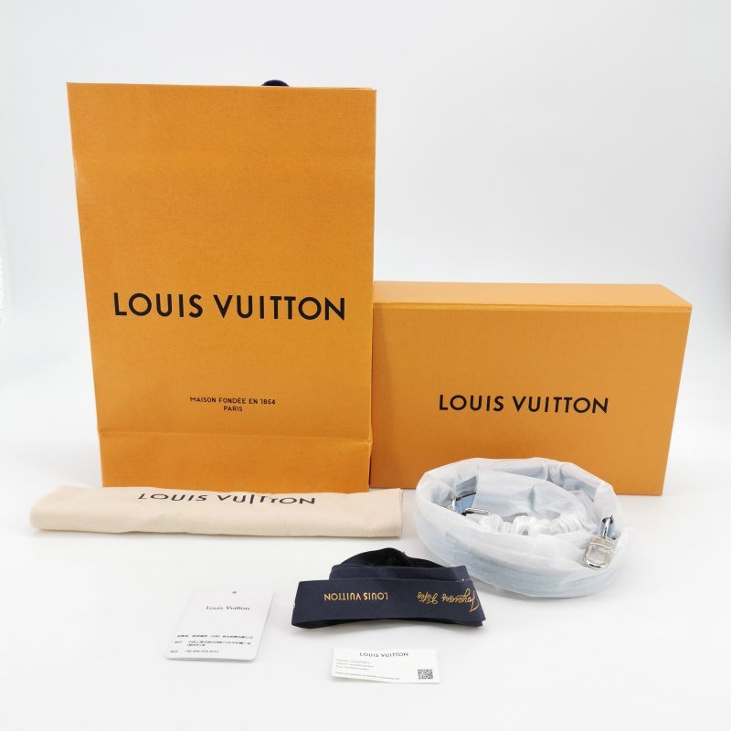 Louis Vuitton (LV) Wallet Trunk Taigarama牛皮Monogram印花斜背包晶片款-7