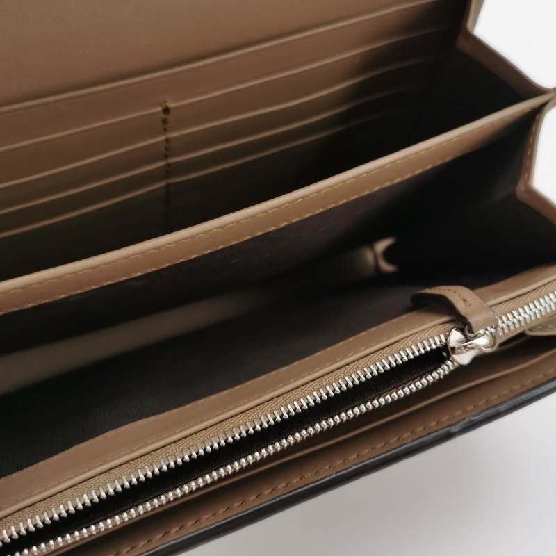 Gucci Dionysus酒神包牛皮GG老花雙虎頭搭扣斜背包肩背包-6