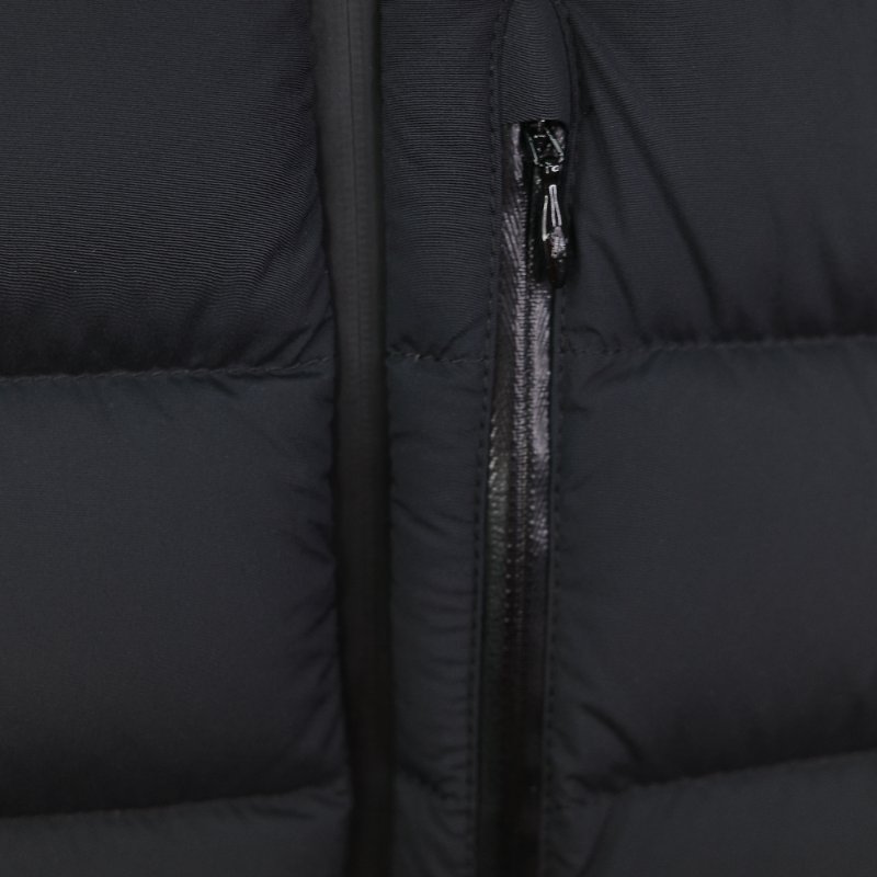 Moncler 黑色 Herbe Hooded 短款 Short Down Jacket 羽絨服-3