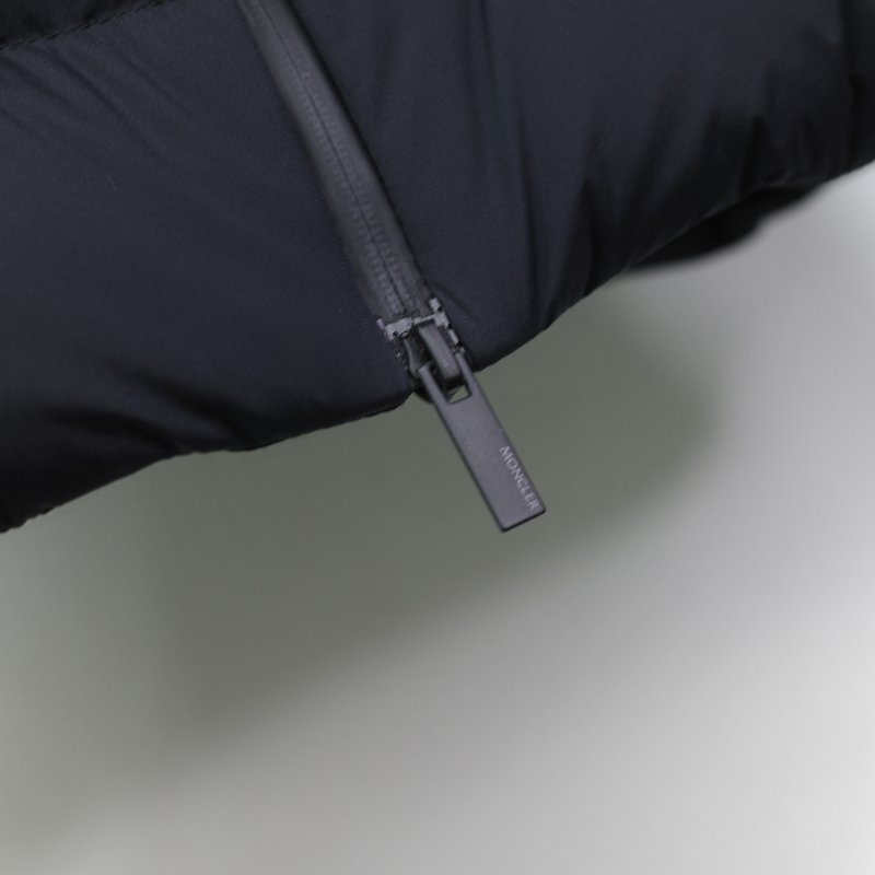 Moncler 黑色 Herbe Hooded 短款 Short Down Jacket 羽絨服-5