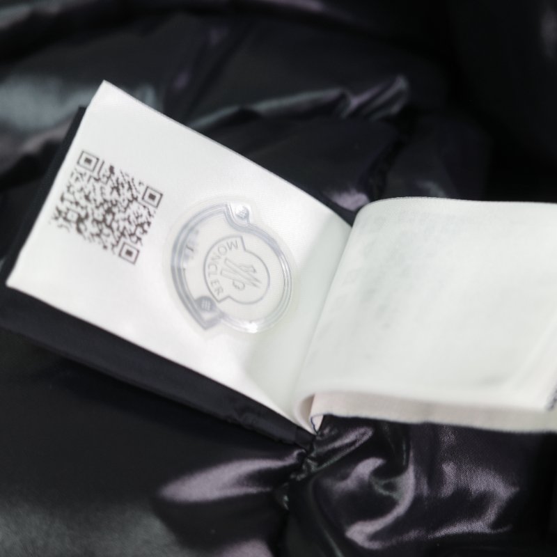 Moncler 黑色 Herbe Hooded 短款 Short Down Jacket 羽絨服-11