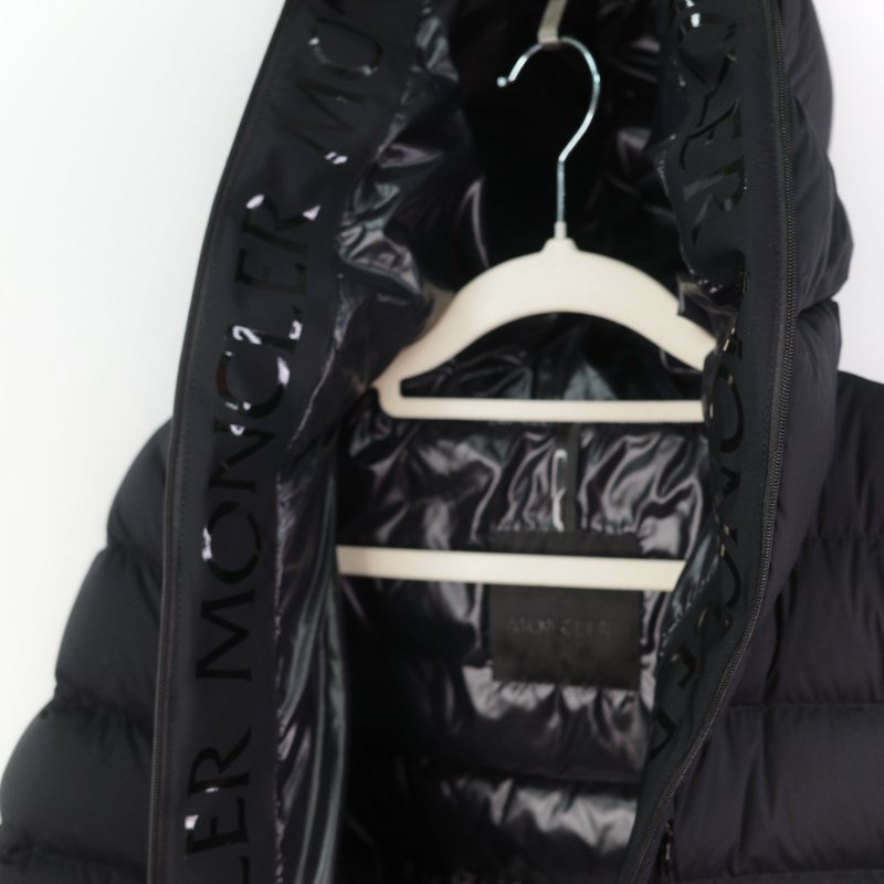 Moncler 黑色 Herbe Hooded 短款 Short Down Jacket 羽絨服-12