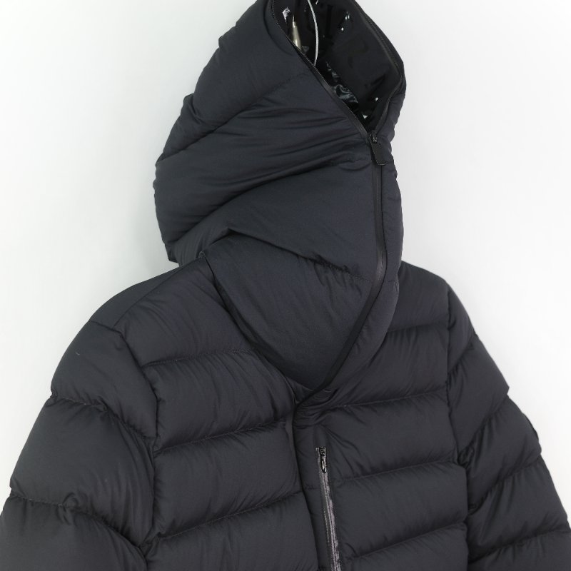 Moncler 黑色 Herbe Hooded 短款 Short Down Jacket 羽絨服-14