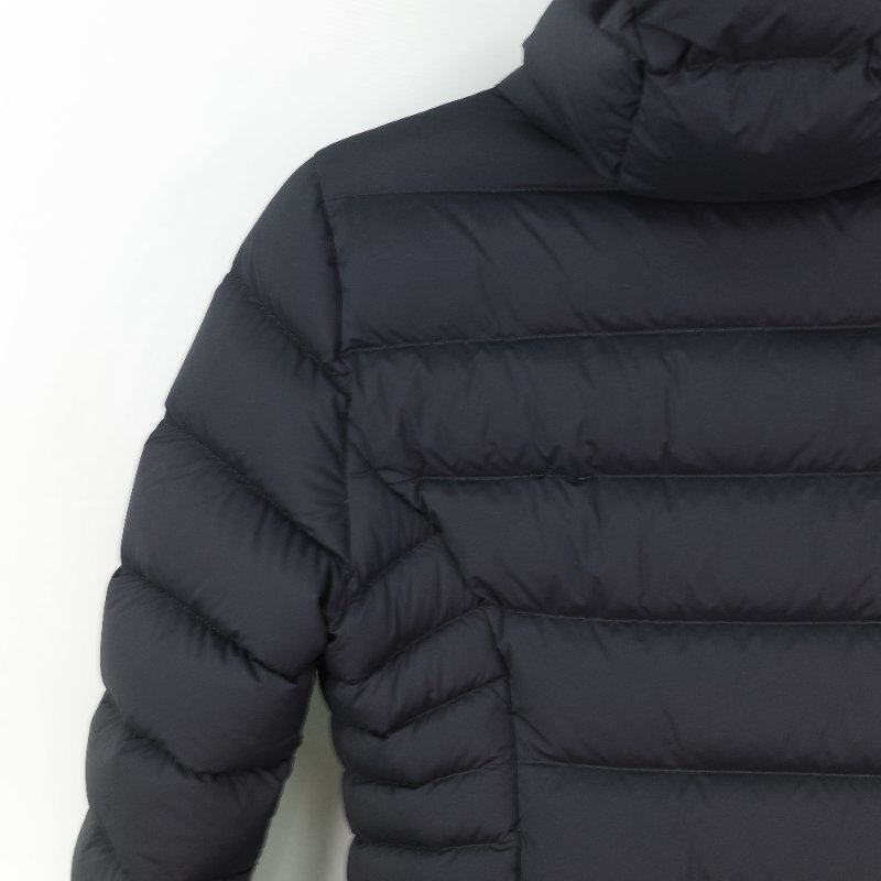 Moncler 黑色 Herbe Hooded 短款 Short Down Jacket 羽絨服-15