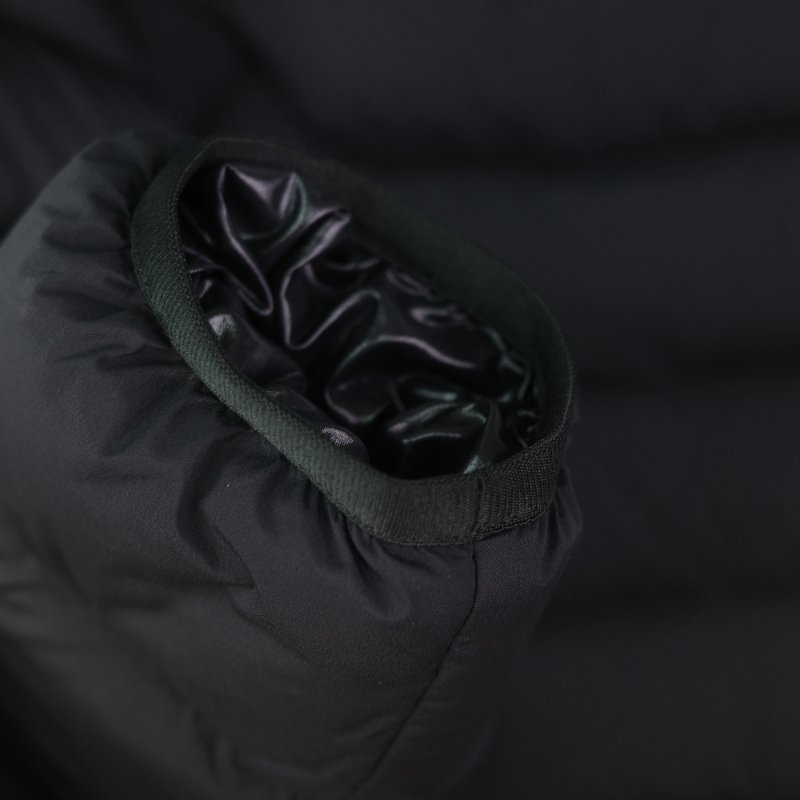 Moncler 黑色 Herbe Hooded 短款 Short Down Jacket 羽絨服-16