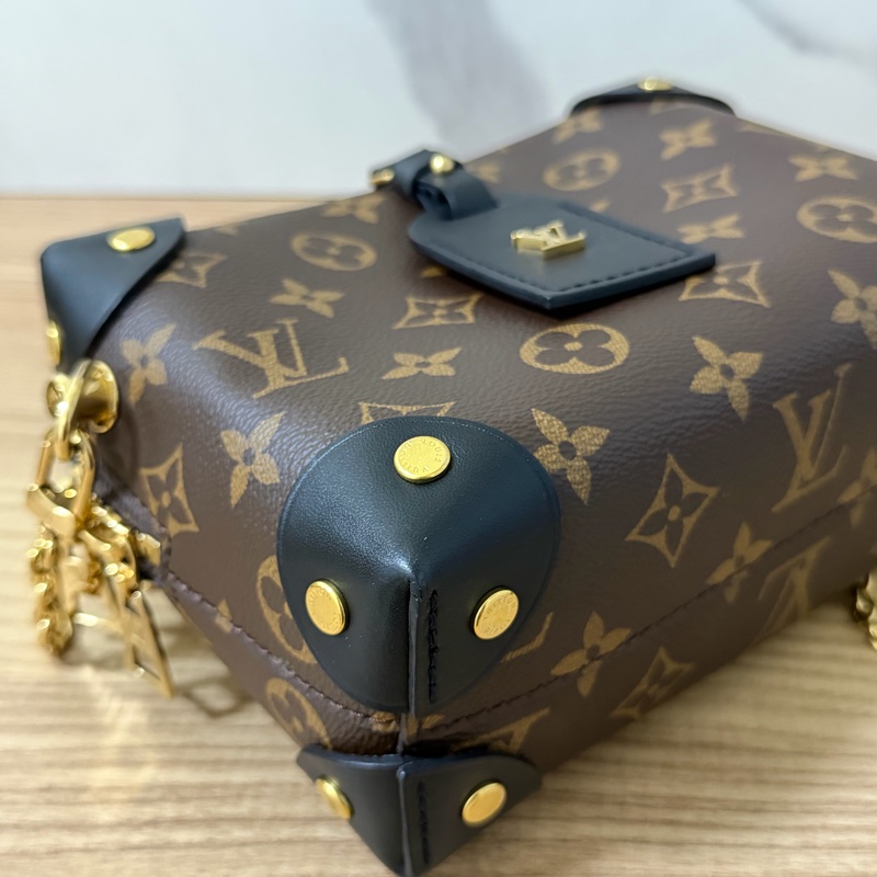 (近全新）LV monogram 軟盒子 M45571-13