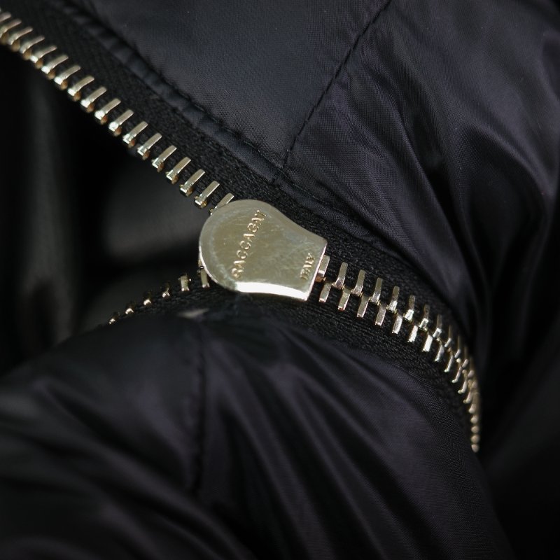 Moncler 黑色 短款 花邊收腰 羽絨外套 2 號-14