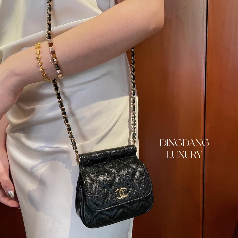CHANEL 22K粒面牛皮斜背小包 - 黑金-1