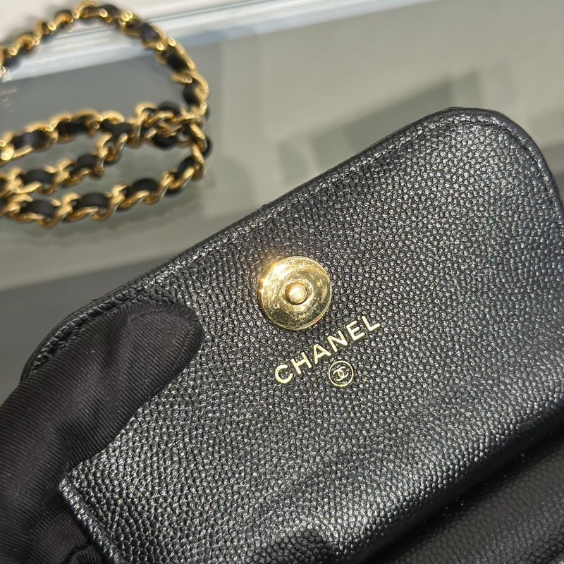 CHANEL 22K粒面牛皮斜背小包 - 黑金-9