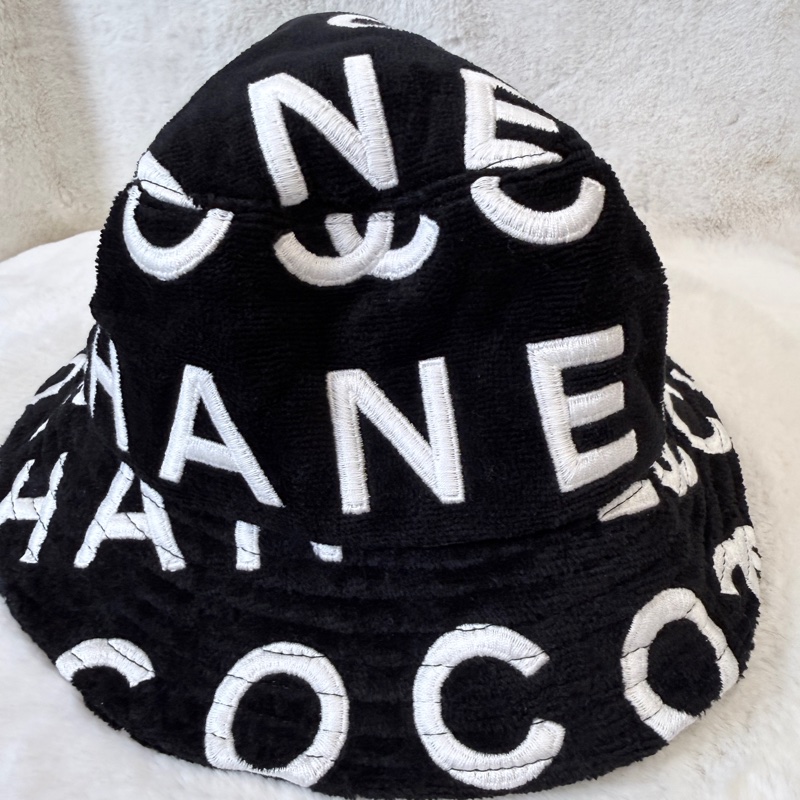 CHANEL✨coco beach黑白塗鴉雙c字母logo漁夫帽-2
