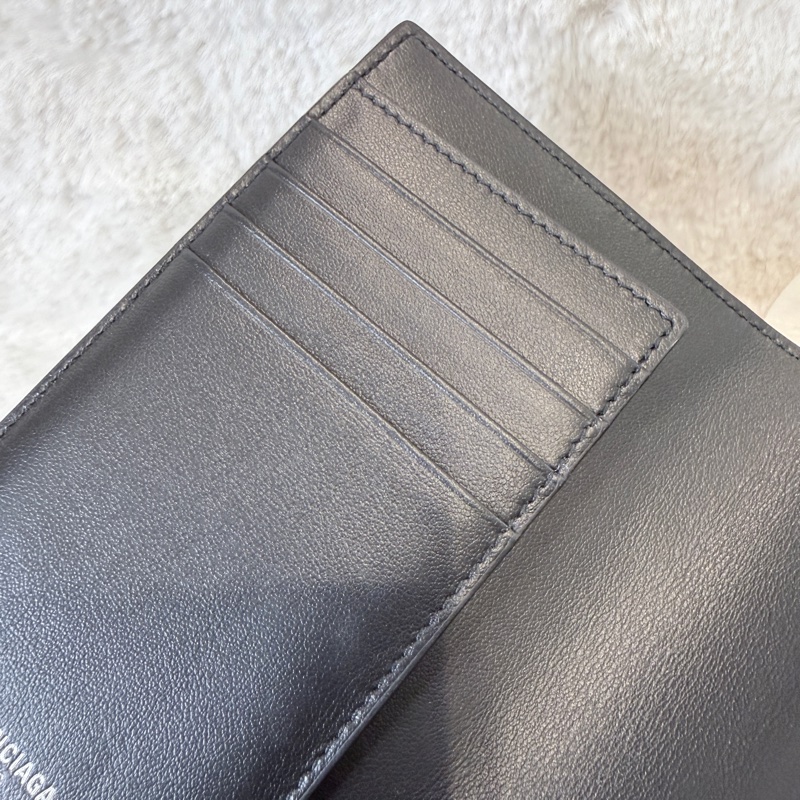 Balenciaga✨787742巴黎世家 徽章貼紙護照夾卡包護照套-21