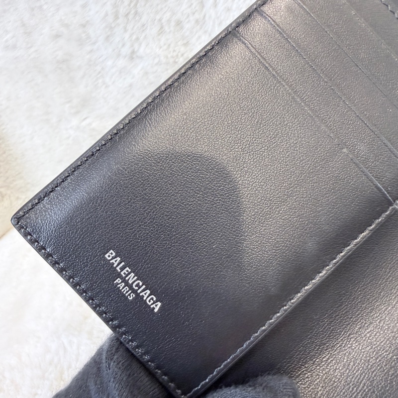 Balenciaga✨787742巴黎世家 徽章貼紙護照夾卡包護照套-23