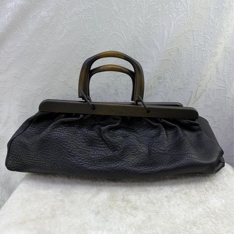 Vintage Gucci leather bag
