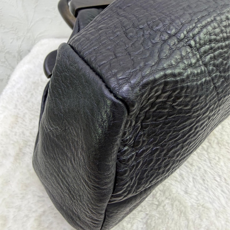 Vintage Gucci leather bag-1