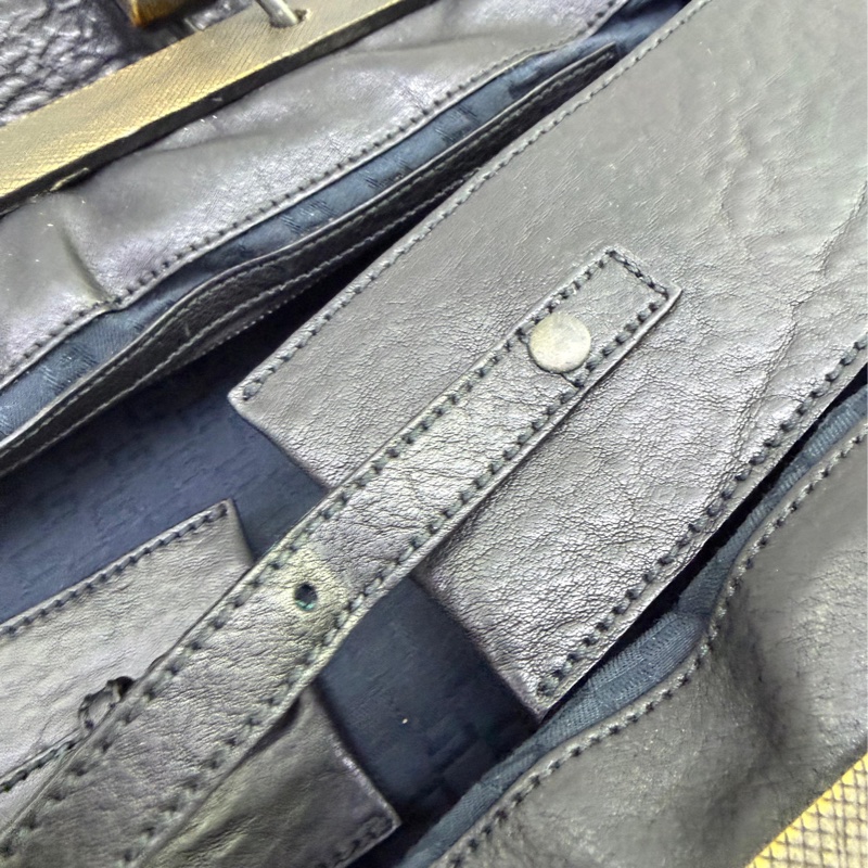 Vintage Gucci leather bag-3