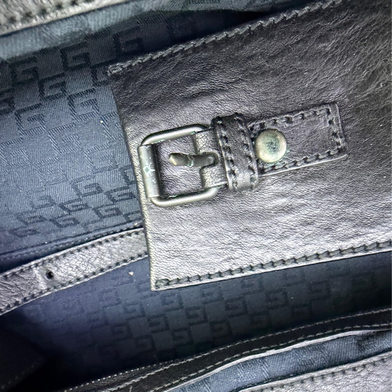 Vintage Gucci leather bag-11