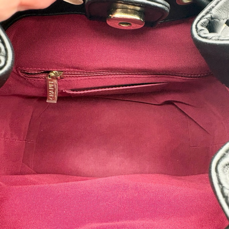 Chanel /香奈兒 23B黑金牛皮雙肩背包 晶片款 尺寸22*21cm 容量超實用-6