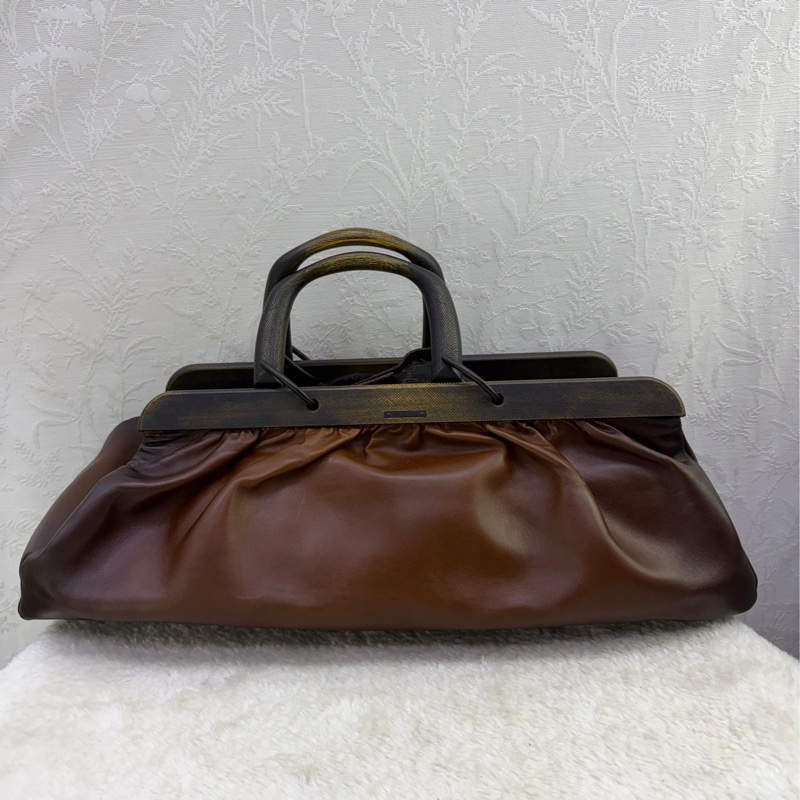 Vintage Gucci leather bag-0