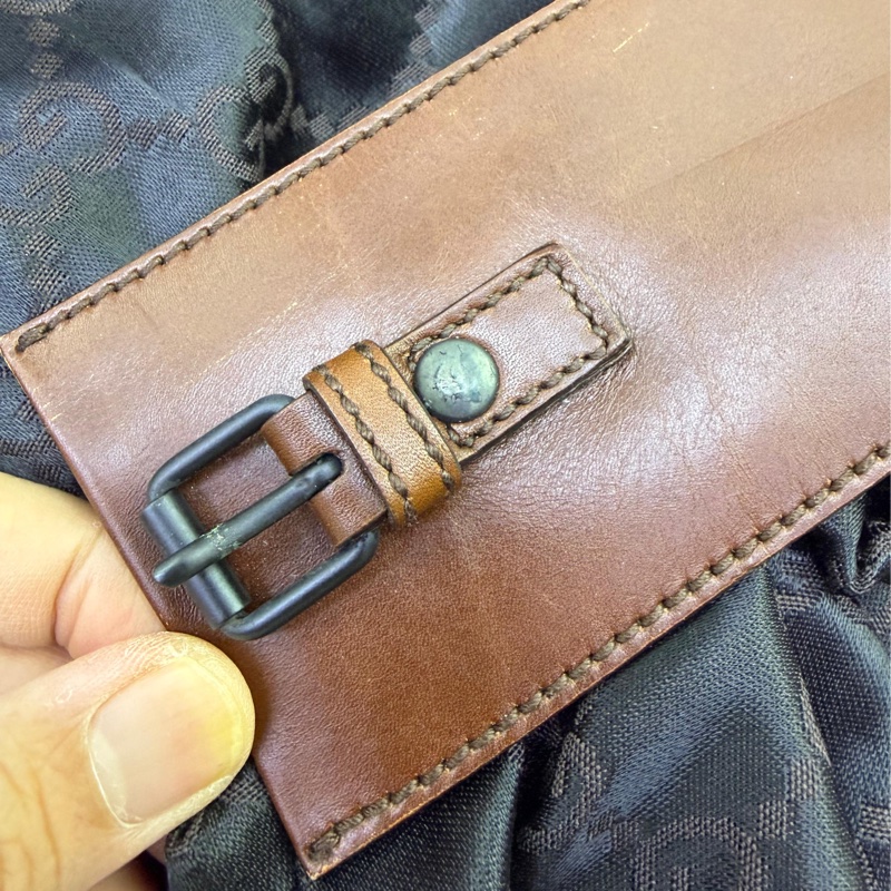 Vintage Gucci leather bag-13