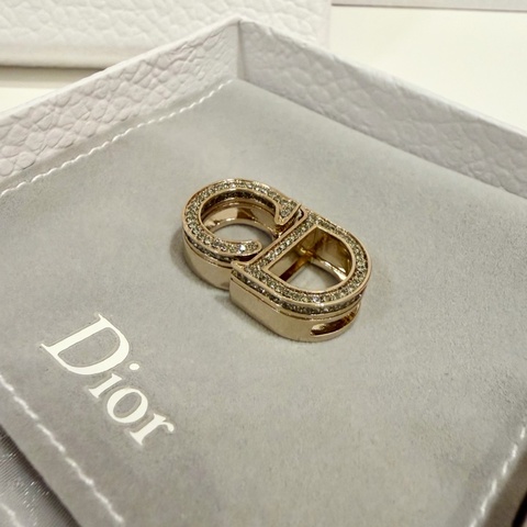 Dior經典皮革手環配件