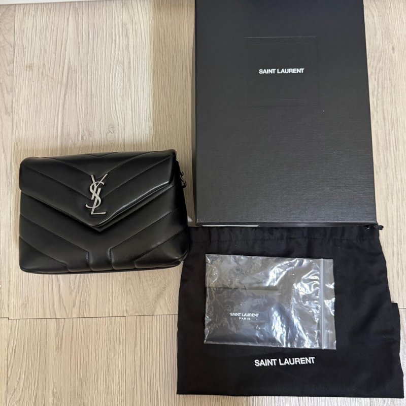 Saint Laurent YSL LOULOU TOY牛皮 Y字縫線厚皮層翻蓋可調式斜背包-2