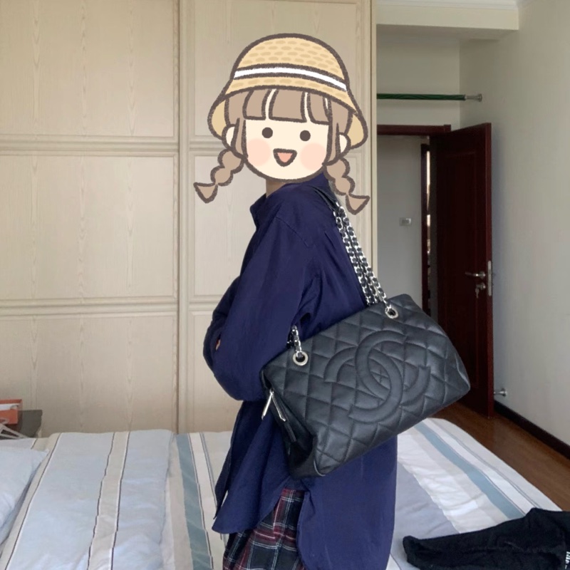 🖤【超低價福利品】Chanel 經典荔枝紋大雙C 鏈帶托特包 (附保卡/防塵袋) 🖤-5