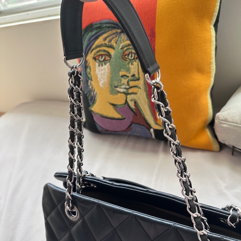 🖤【超低價福利品】Chanel 經典荔枝紋大雙C 鏈帶托特包 (附保卡/防塵袋) 🖤-14