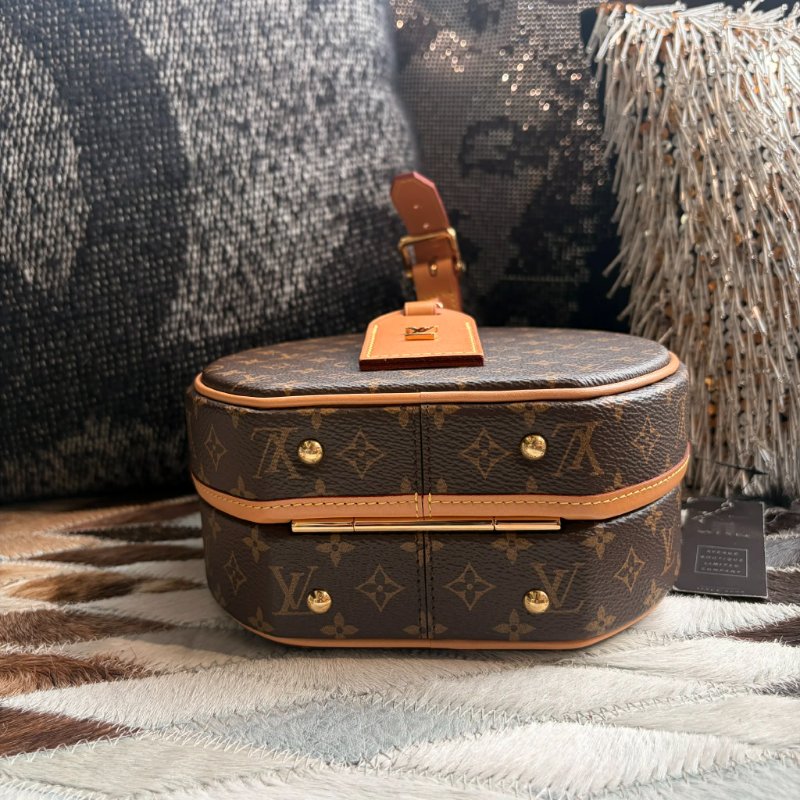 LV Petite Boite Chapeau 圓餅 晶片款-5