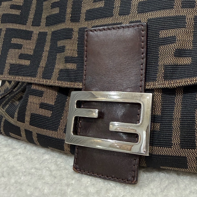 Fendi 老花法棍-10