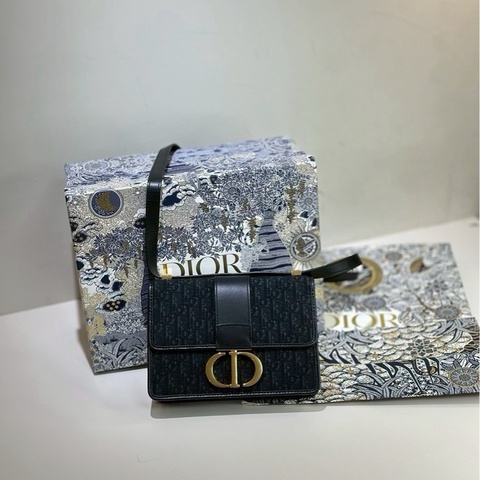 Dior| 蒙田30 黑花款