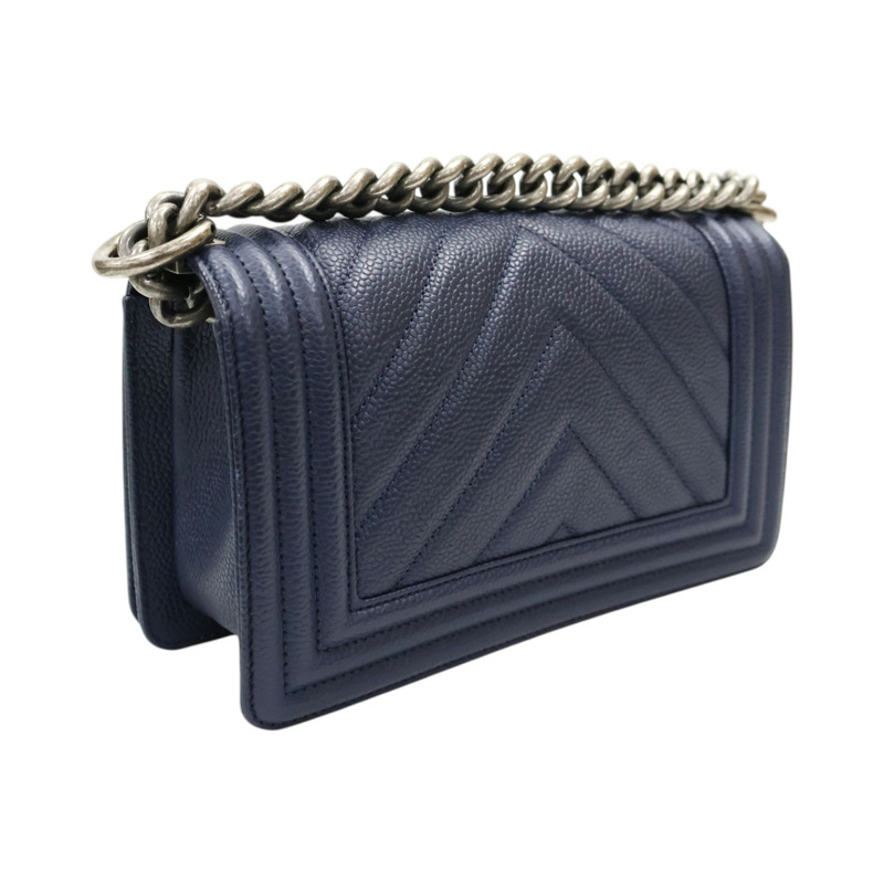 藍色 山型壓紋 牛皮 Boy 20 鍊帶 肩背包 銀釦【CHANEL 香奈兒】 A67085-1