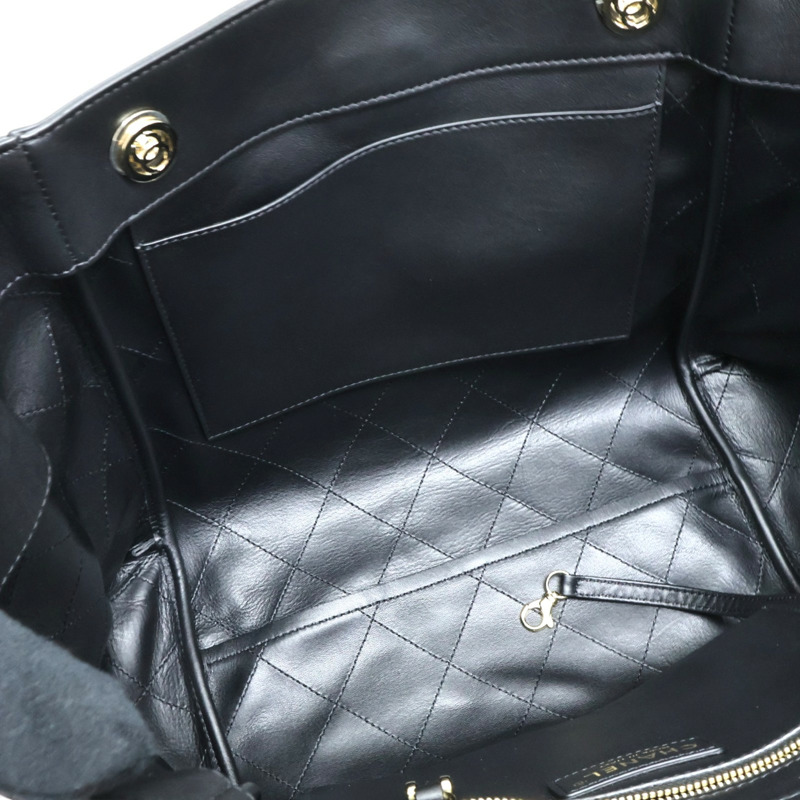 黑色 牛皮 鍊帶 肩背包 金扣【CHANEL 香奈兒】-4