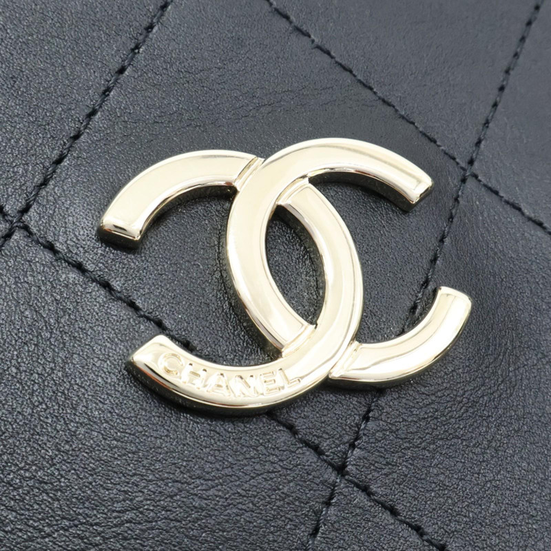 黑色 牛皮 鍊帶 肩背包 金扣【CHANEL 香奈兒】-9