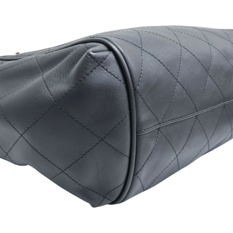 黑色 牛皮 鍊帶 肩背包 金扣【CHANEL 香奈兒】-11