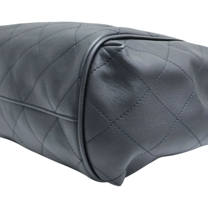 黑色 牛皮 鍊帶 肩背包 金扣【CHANEL 香奈兒】-12