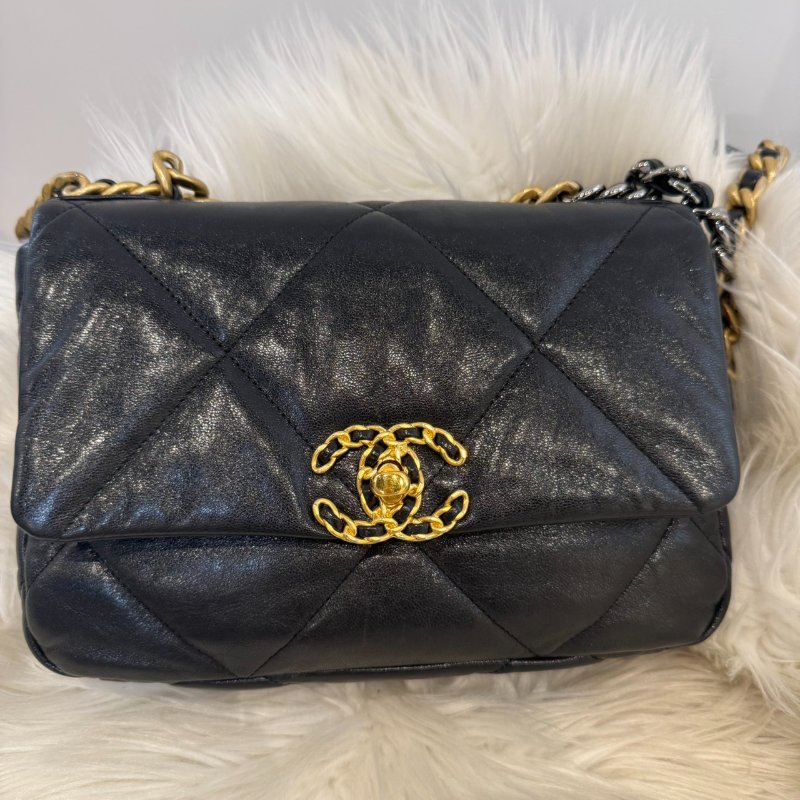 香奈兒 19系列翻蓋包 19包-1