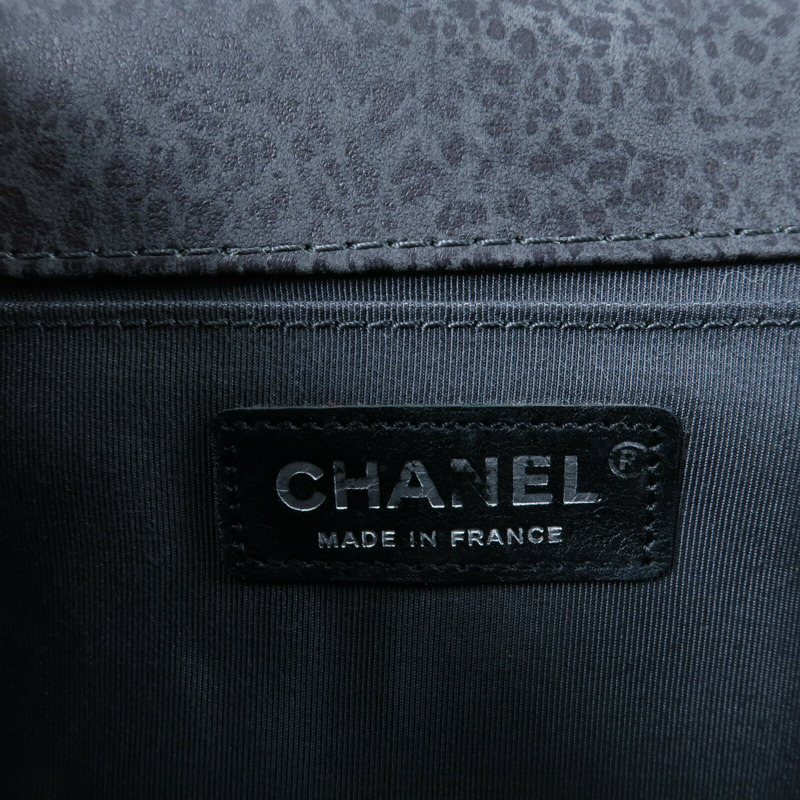 CHANEL Textured Suede Boy 25鏈帶肩背袋-5