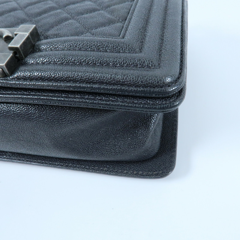 CHANEL 牛皮皮革Boy 20鏈帶肩背袋-11