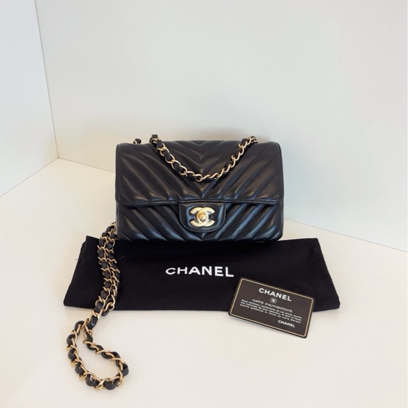 ✨Chanel 黑金V紋大mini 99新帶膜 有保卡🖤-1