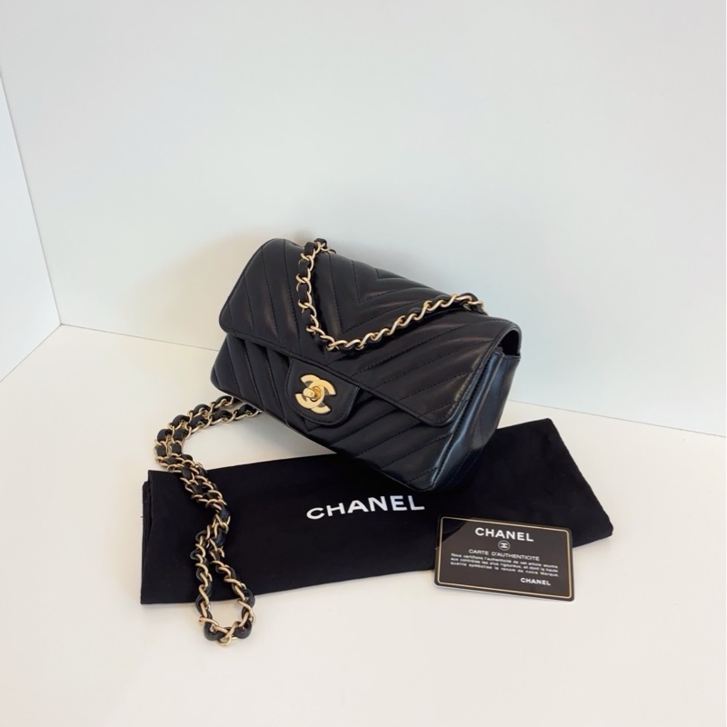 ✨Chanel 黑金V紋大mini 99新帶膜 有保卡🖤-5