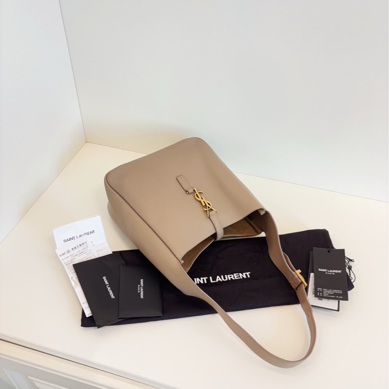 ✨Saint Laurent hobo 水桶包小號 奶茶色 🧋-6